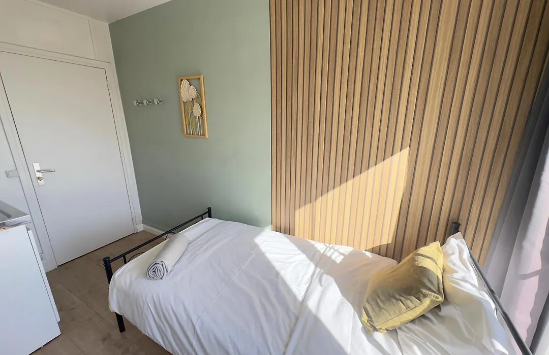 L'Escale Appartements et Suites en bord de Mer-1